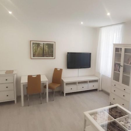 Gemuetliche Zweiraumwohnung In Ruhelage Vídeň Exteriér fotografie